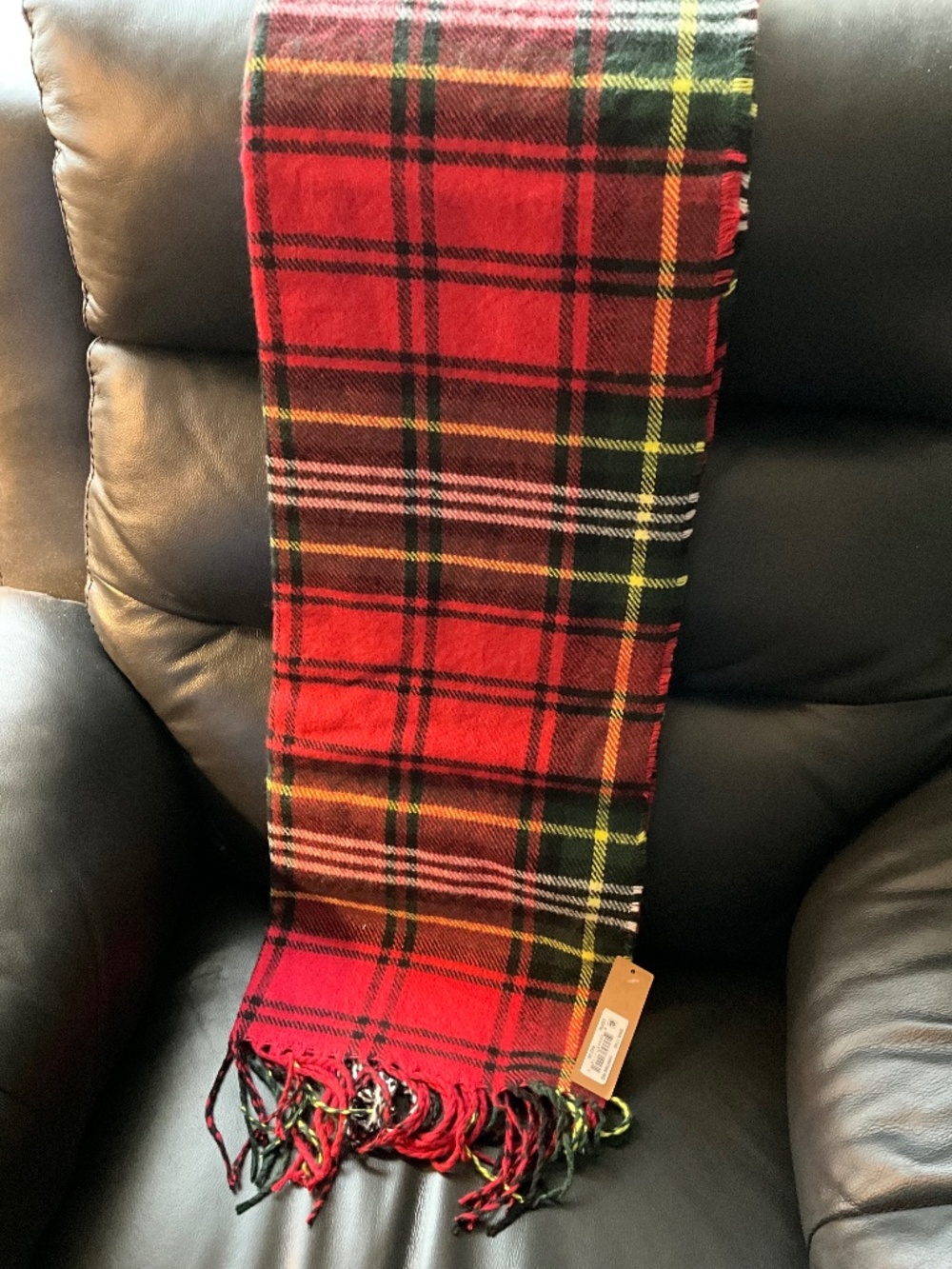 Steve Madden Scarf Womens One Size Christmas Red Plaid Cozy Classic Holiday